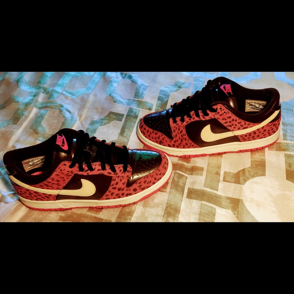 Cheetah print Nike sneaker 5.5Youth/7.5Women’s